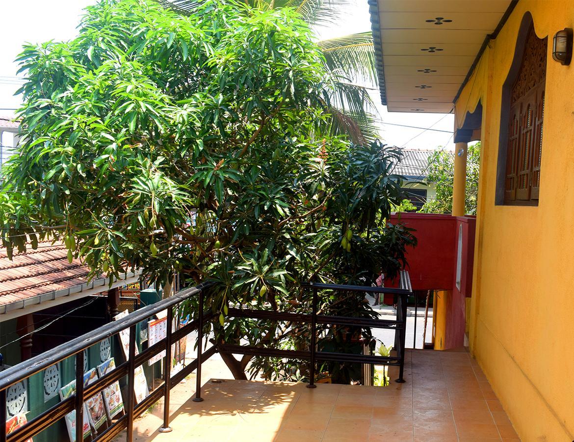 Sun Rise Hostel Negombo Ngoại thất bức ảnh